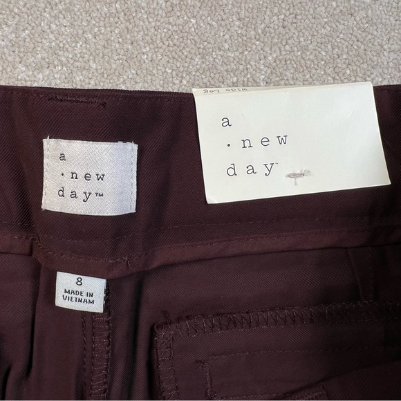 A New Day Wide Leg Pants Brown High Rise Loose Hip & Thigh NEW Women's 8R - Picture 6 of 13